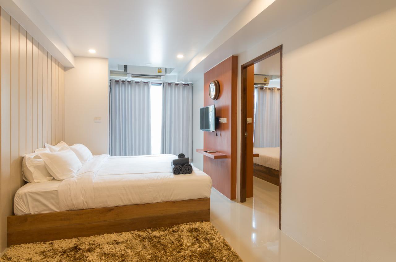 2 Feel Bed Station Aparthotel Udon Thani Bagian luar foto