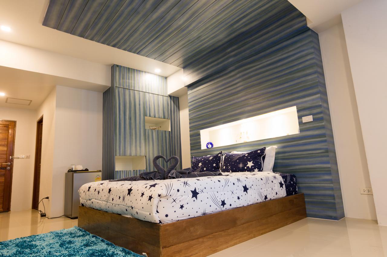 2 Feel Bed Station Aparthotel Udon Thani Bagian luar foto