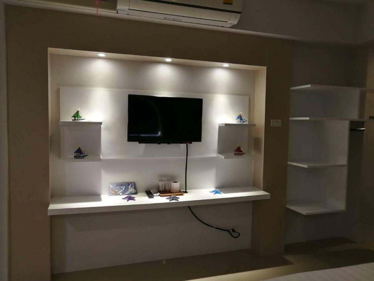 2 Feel Bed Station Aparthotel Udon Thani Bagian luar foto